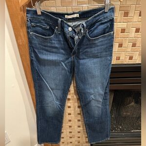 Levi 314 jeans size 30